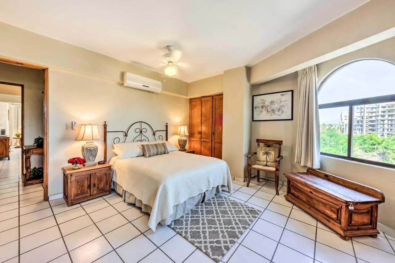 Chic Cabo San Lucas Getaway Less Than 2 Miles To Beaches!