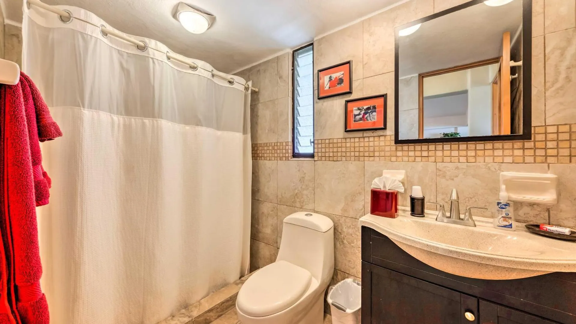 Chic Cabo San Lucas Getaway Less Than 2 Miles To Beaches!